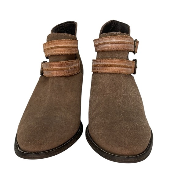 Steve Madden Booties Women's Brown Ankle Boots Brown Leather Buckle Size 6.5 - Picture 4 of 13